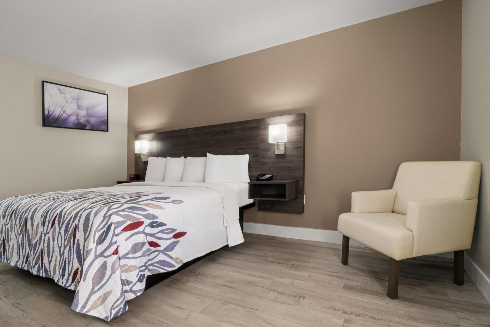 Red Roof Inn Washington, Nc Bagian luar foto